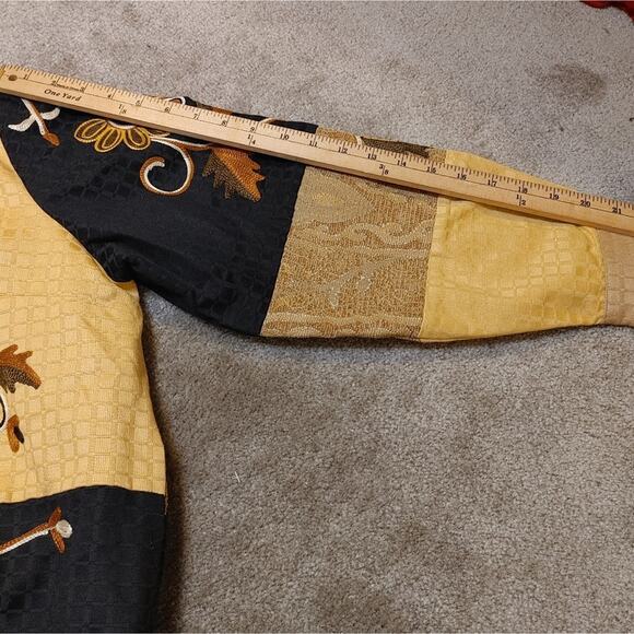 Indigo Moon Size 1X Cotton Patchwork Vintage Embroidery Wooden Buttons Neutral - Picture 8 of 10